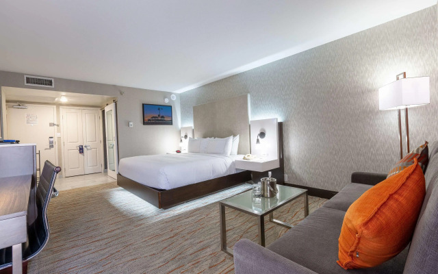 DoubleTree by Hilton Dallas - Richardson