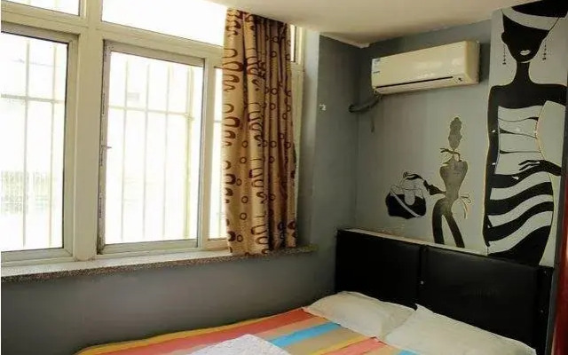 Zhumeng Kongjian Hotel