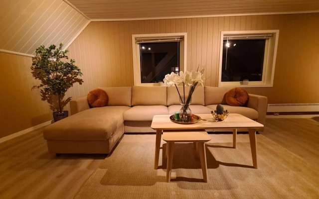 Lovely 3-bedroom Apartment Near City Center