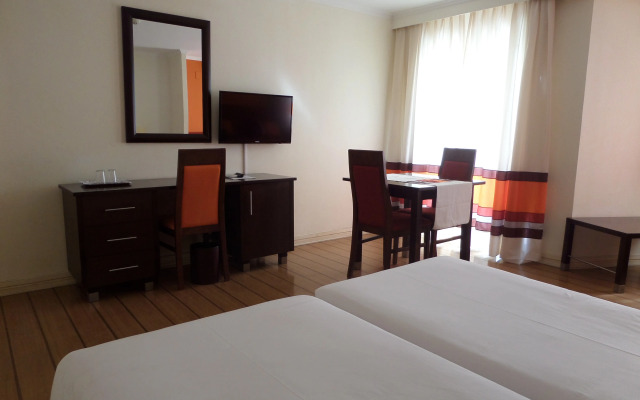 The Navigator - Palm Oasis Alvor