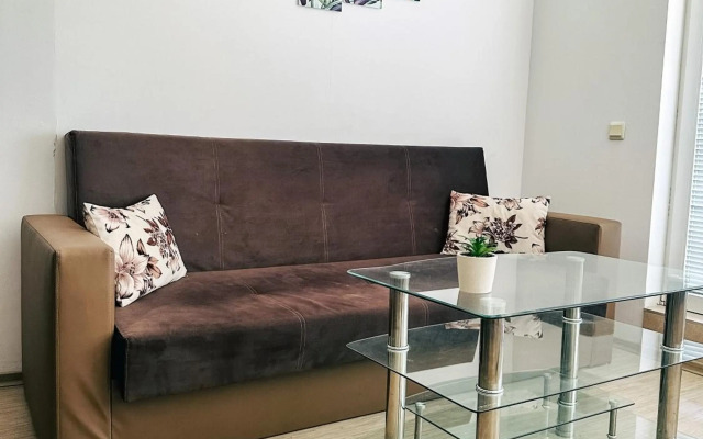 Apartment #1 - Sunshine and Love