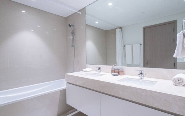 Mh- Act - Burj View 3bhk-ref4001