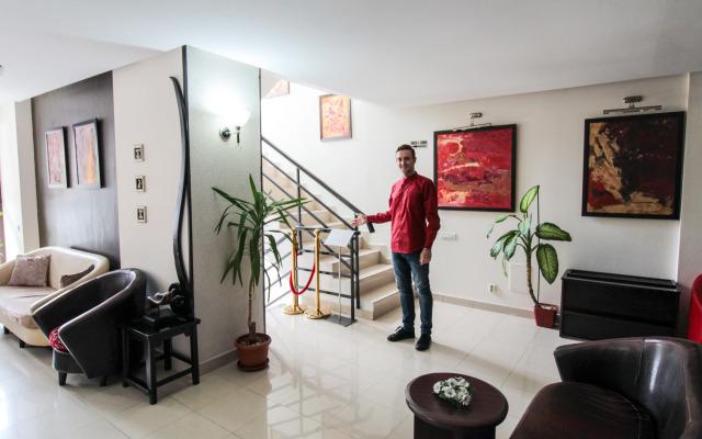 Hotel Razvan