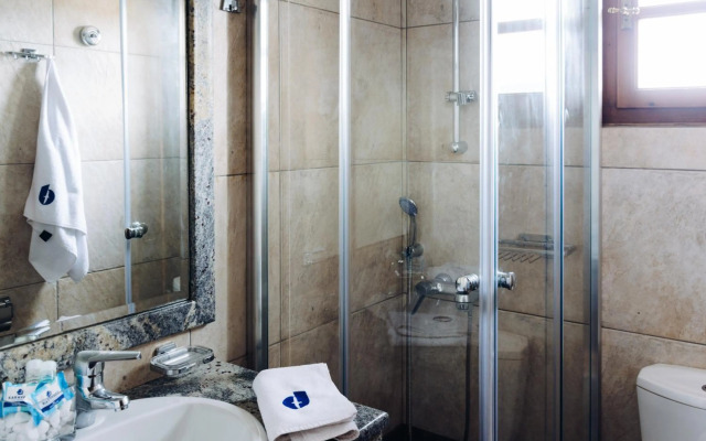 Drymna Hotel