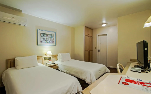 Trevi Hotel & Business