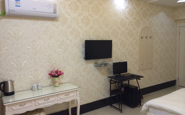Linquan Wenming Hostel