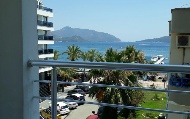 Mert Seaside Hotel