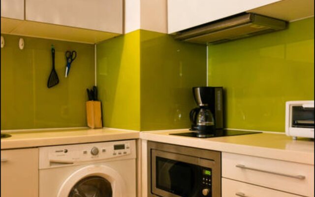 Seasons Park Apart Hotel Beijing