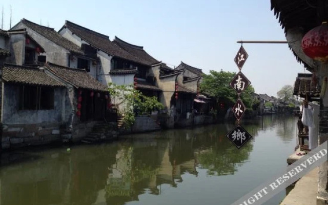 Zhaoyang Inn