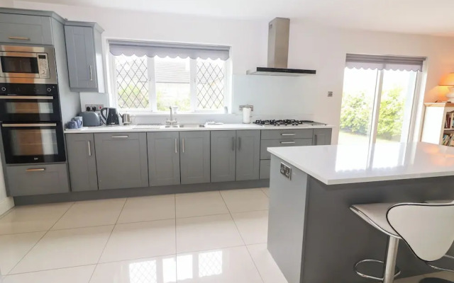 17 Clover Hill