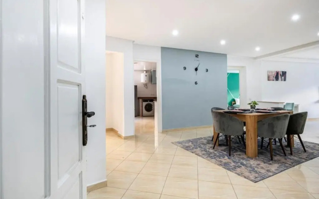 Luxurious & Spacious 3bedrooms/ Tour Hassan