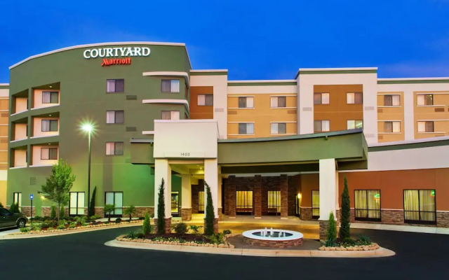 Courtyard Columbus Phenix City/Riverfront