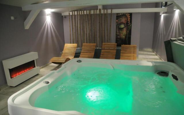 H49 Apartman - Adults Only