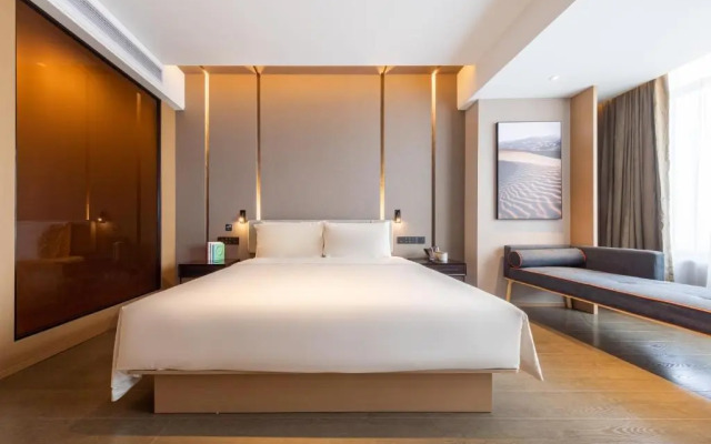 Atour Hotel Guangzhou Liwan Jiaokou Metro Station