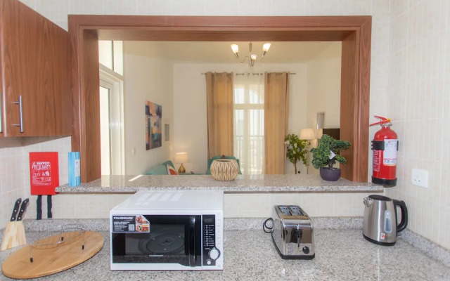 Executive apt near Downtown