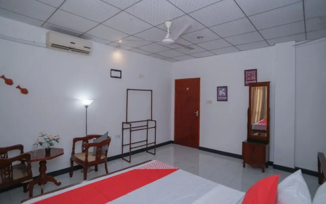 OYO 512 Agra Lanka Beach Resort