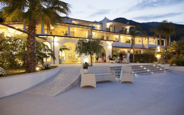 Hotel Mea - Aeolian Charme