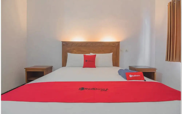 RedDoorz Plus near RSUD Majalengka