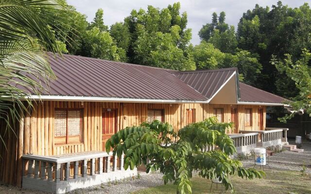 Punta Aguila Resort & Hotel