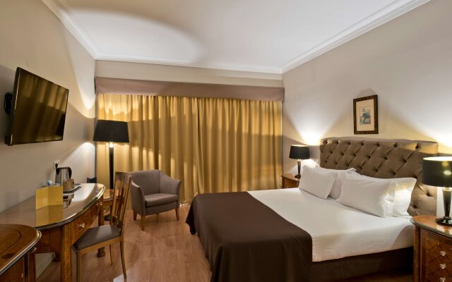Golden Tulip Porto Gaia Hotel & Spa
