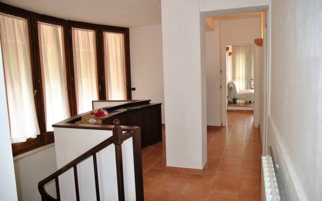 Paradise House on Sperlonga Hill