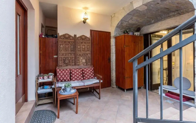 Apartments and Rooms Villa Lina