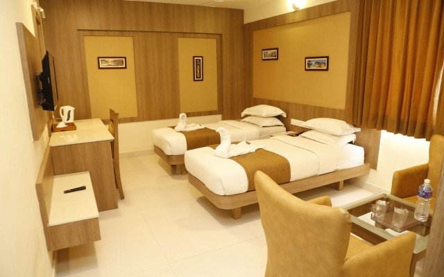 Grand Plaza