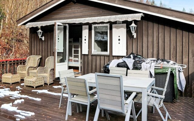 10 Person Holiday Home in Vikersund