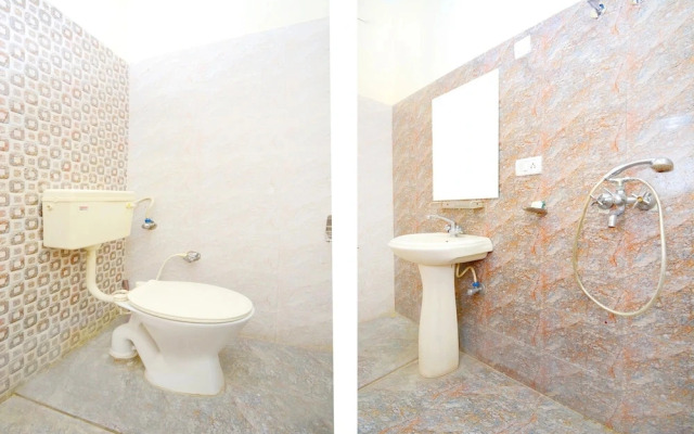 Hotel Le Kingston by OYO Rooms