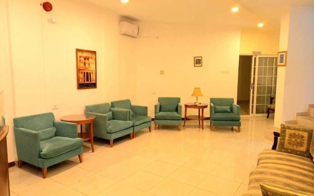 Petra Town Check-In Hotel