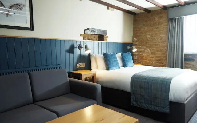 Red Lion Hotel Adderbury by Greene King Inns