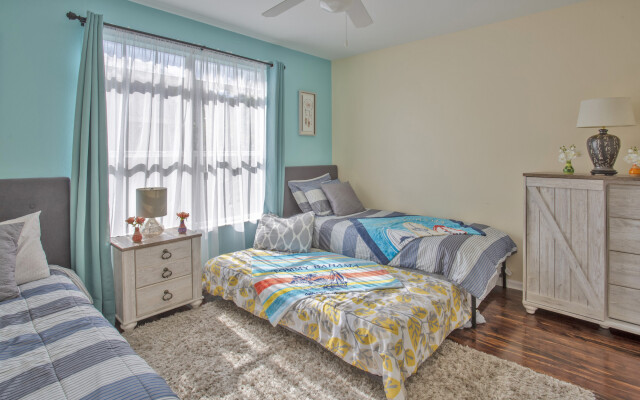 Exquisite Avalon Clearwater Condo,Minutes To Beach