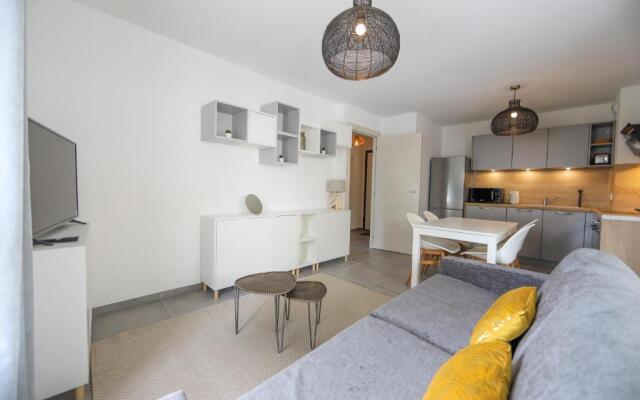 Le Romain -1-bedroom with private garage