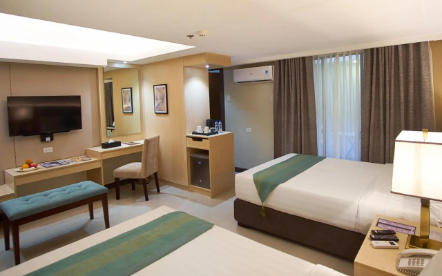 J7 Hotel Iloilo
