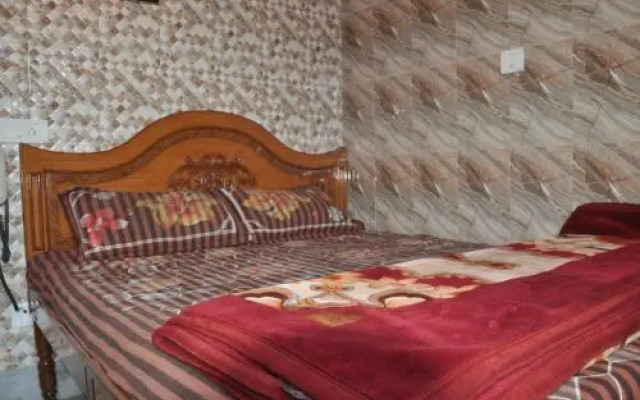 Pari Guest House