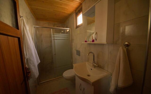 EM-BA Butik Bungalov