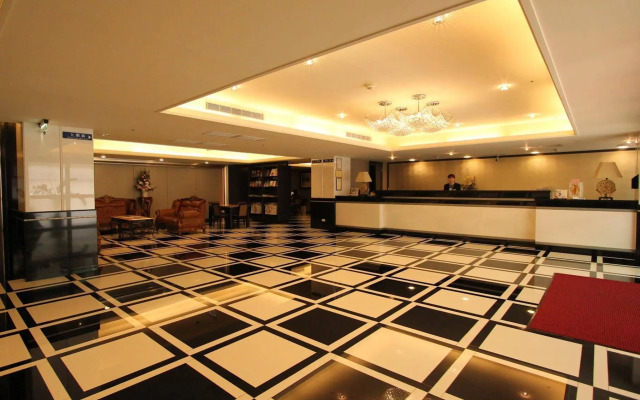Shihzuwan Hotel - Kaohsiung Station