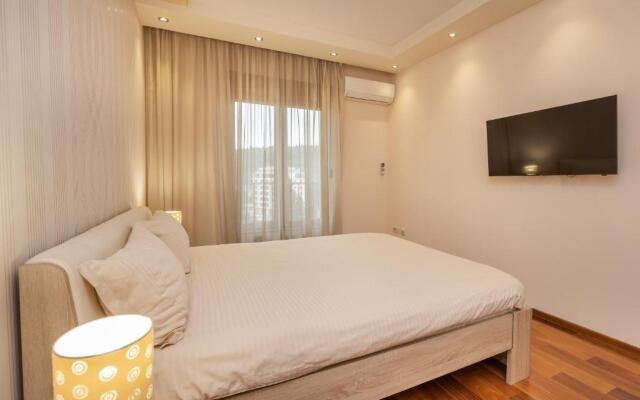 Apartments Athos