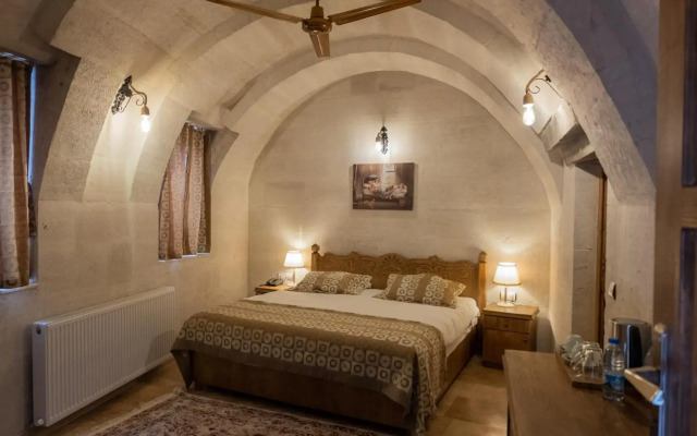 Grand Elite Cave Suites