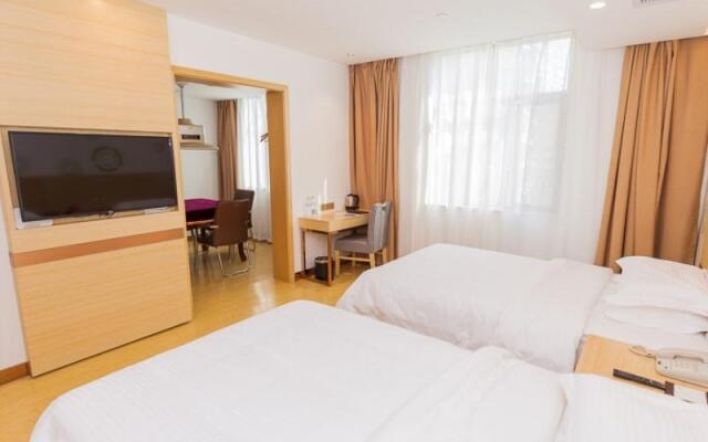 GreenTree Inn Yichang Wanda Binjiang