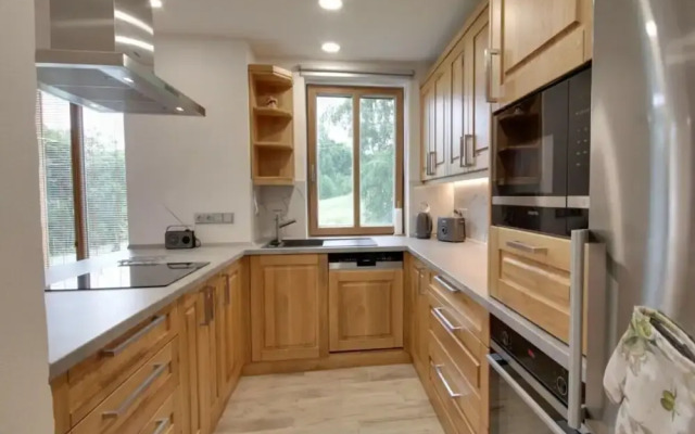 Beautiful Villa With Transportation Facilities