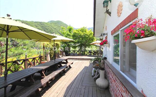 Gapyeong Dumae Pension