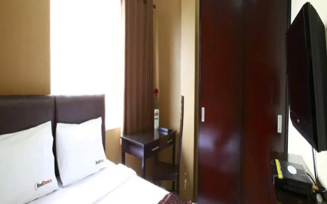 RedDoorz @ Pangeran Antasari