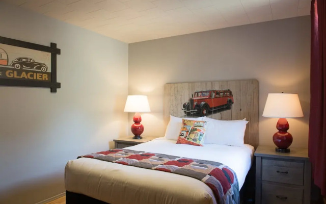 Rising Sun Motor Inn and Cabins - Inside the Park