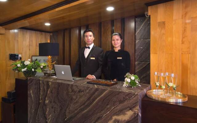 Aphrodite Cruises