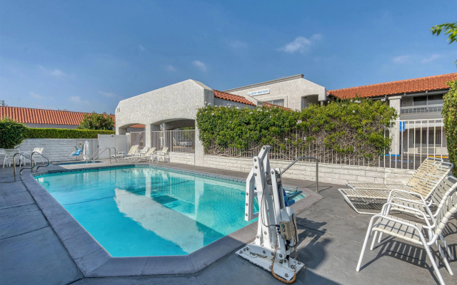 SureStay Hotel by Best Western Camarillo