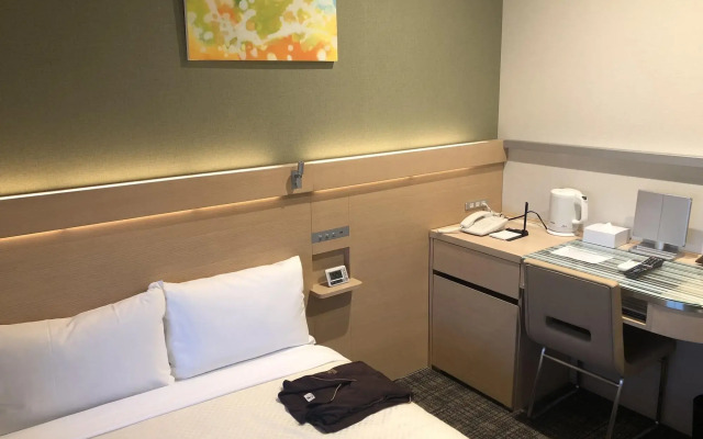 Ours Inn Hankyu