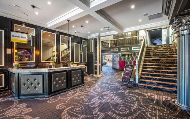 Nightcap at Skyways Hotel