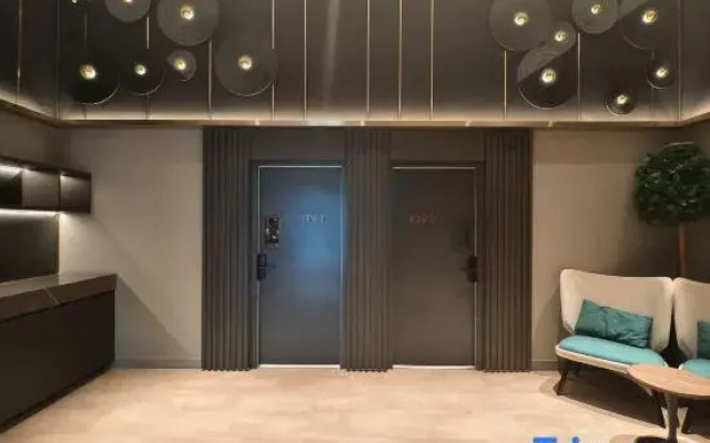 Spacious 3BR,9pax,MRT@M Vertica