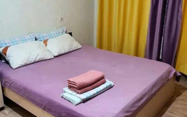 Аврора Люкс на улице Ломоносова